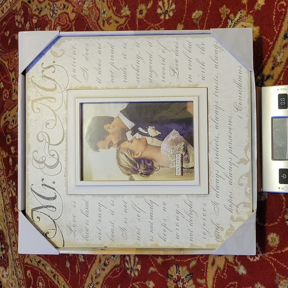 Mr & Mrs pictire frame 5x7